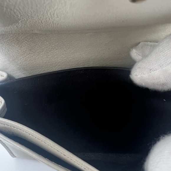 GUC Gucci Cream Mini Wallet - Picture 8 of 8